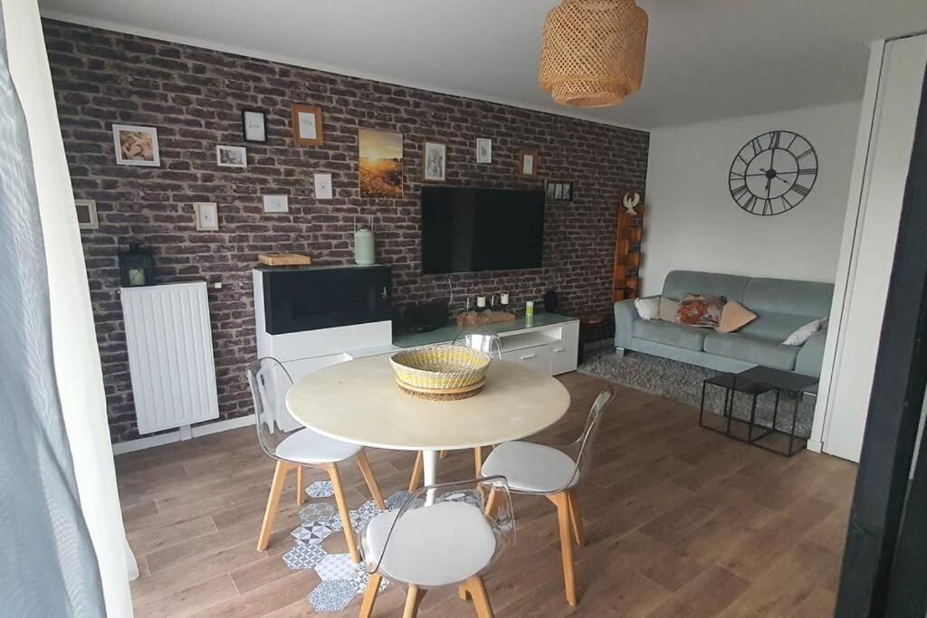Appartement T3 A Saint-Denis Екстериор снимка